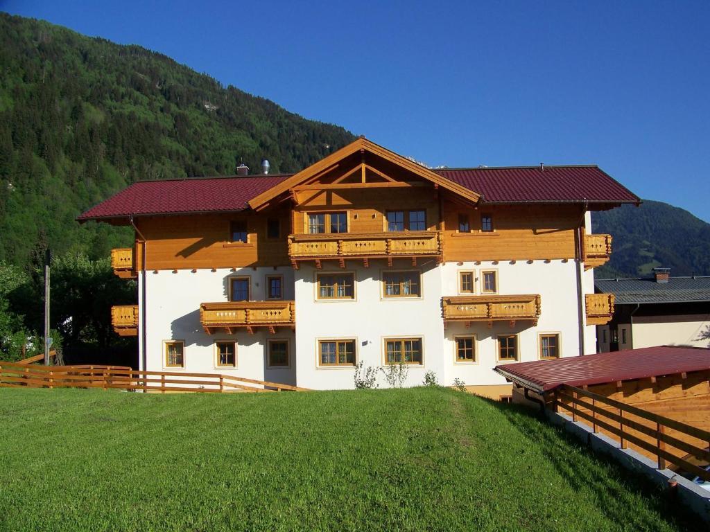 Landhaus & Appartementhaus Haussteiner Dorfgastein Exterior photo